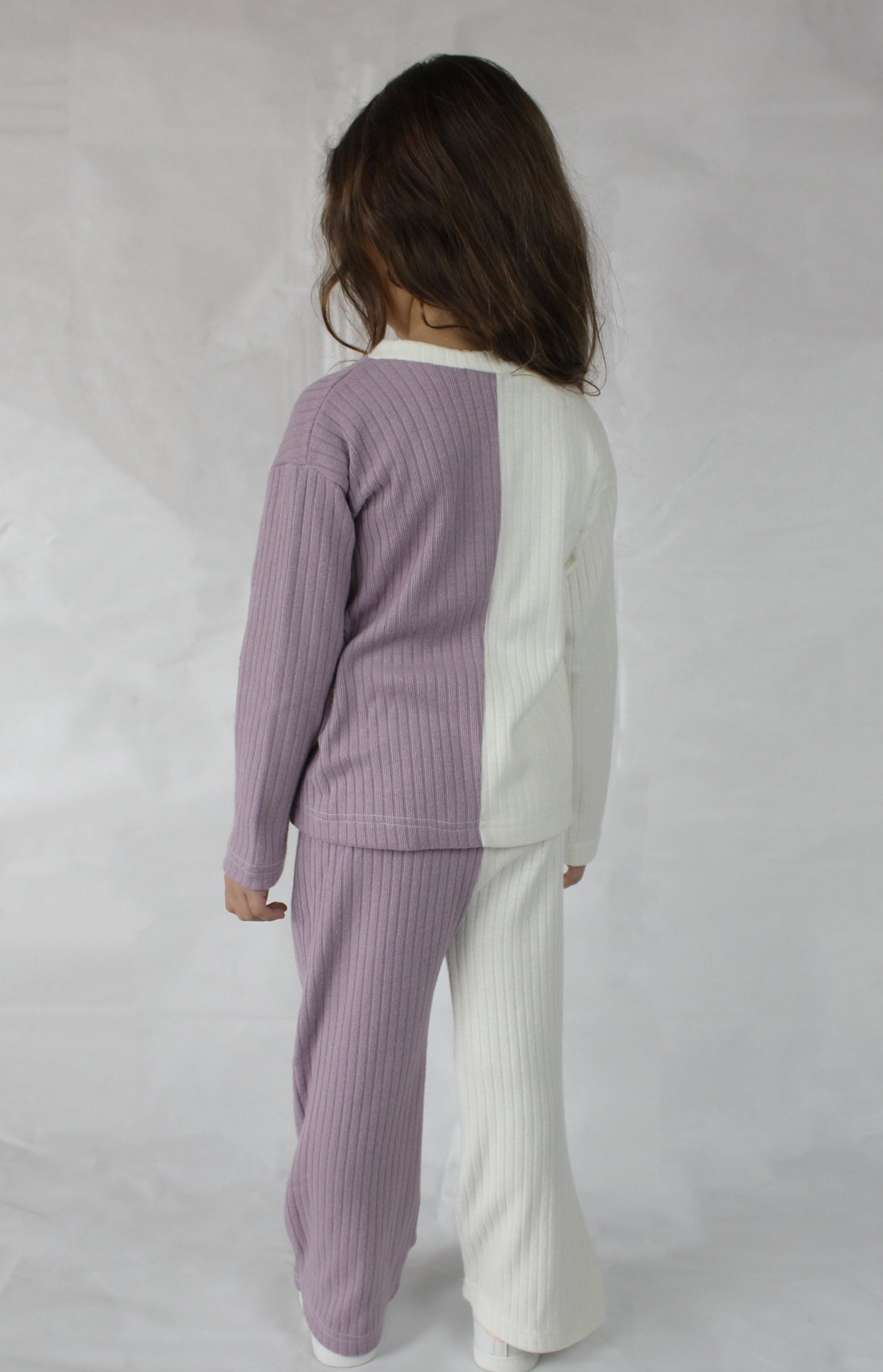 Ribbed co-ord set in purple and offwhite