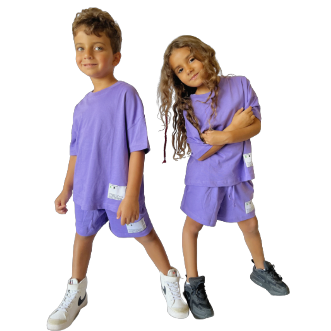 Oversized t-shirt and shorts set in purple